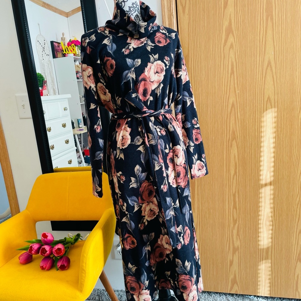 Rokoko Knit Floral Long Sleeve Turtleneck Dress With A Tie Medium